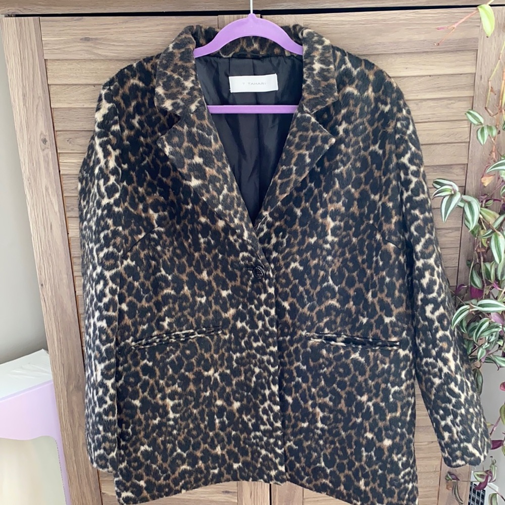 T Tahari Leopard Coat